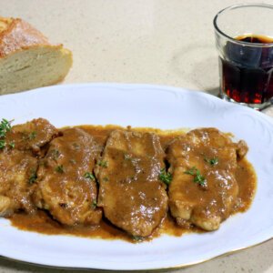 ESCALOPE AL VINO BLANCO