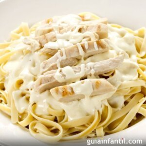 PASTA ALFREDO CON POLLO