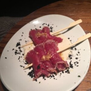 BROCHETAS TARTAR