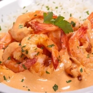 CAMARONES A LA CREMA