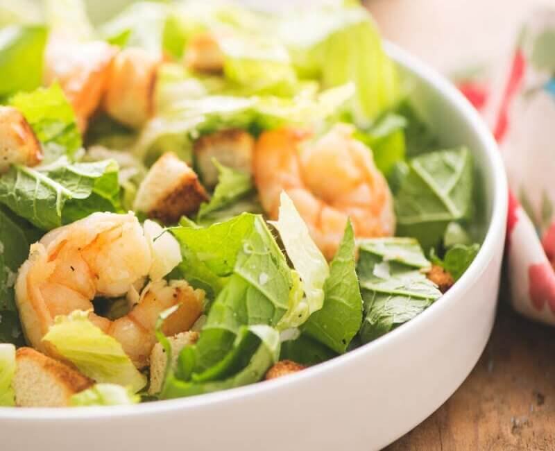 ENSALADA CESAR CON CAMARONES