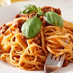 PASTA BOLONESA