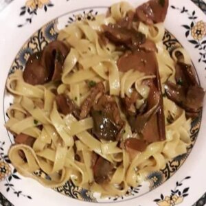 PASTA CON HONGOS PORCINI